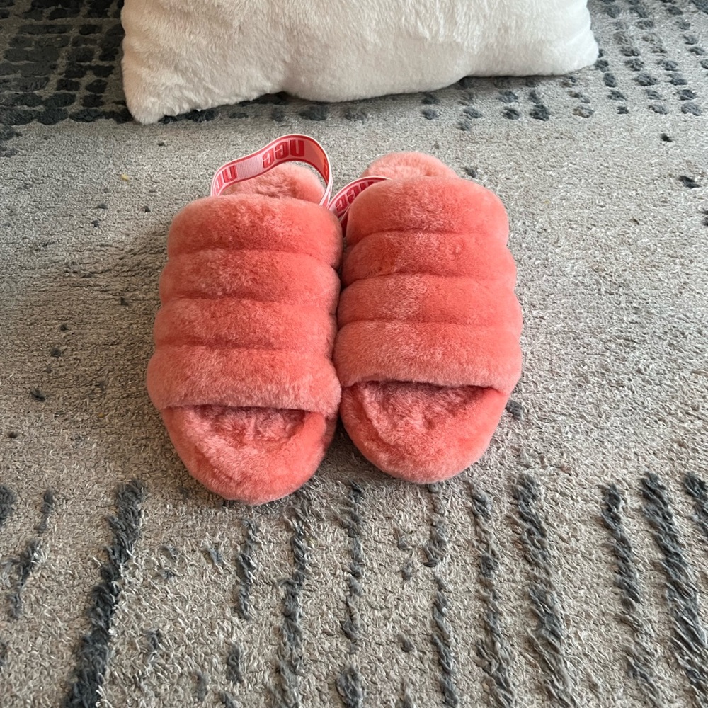 Uggs Sliders - image 1